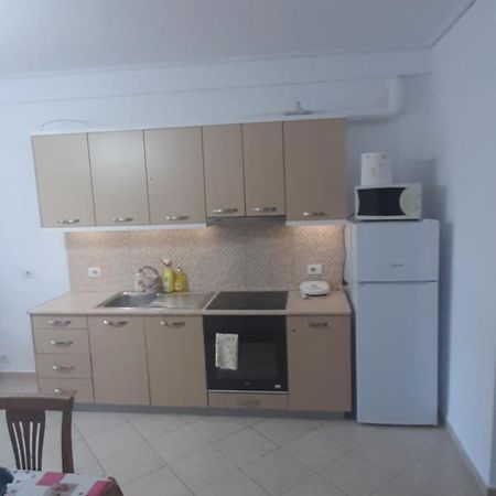 Meni'S Family Apartament Sarandë 外观 照片