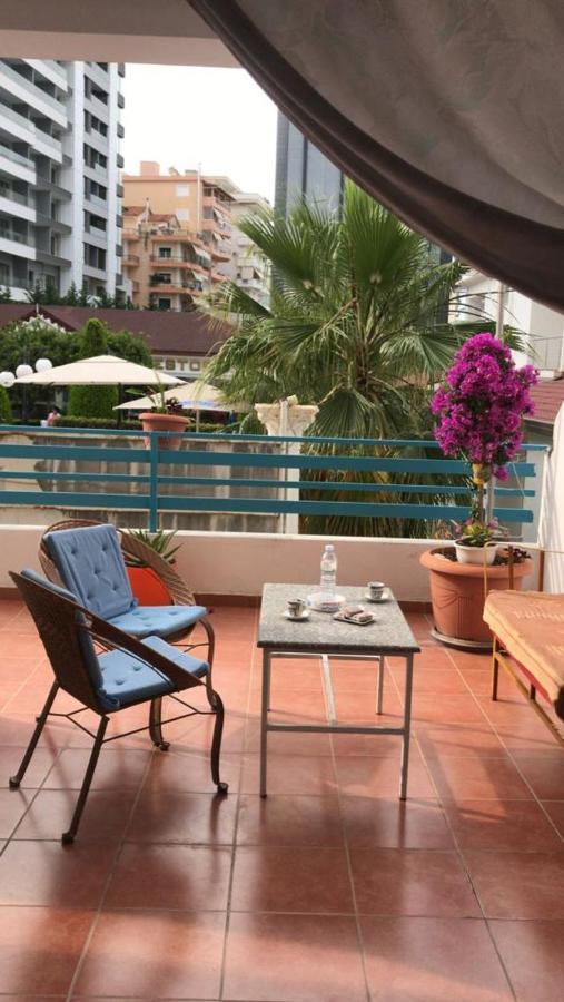 Meni'S Family Apartament Sarandë 外观 照片